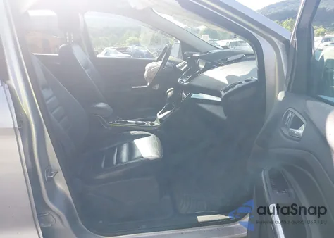 2014 Ford Escape Titanium z USA, uszkodzony, nr VIN 1FMCU9J92EUA53779